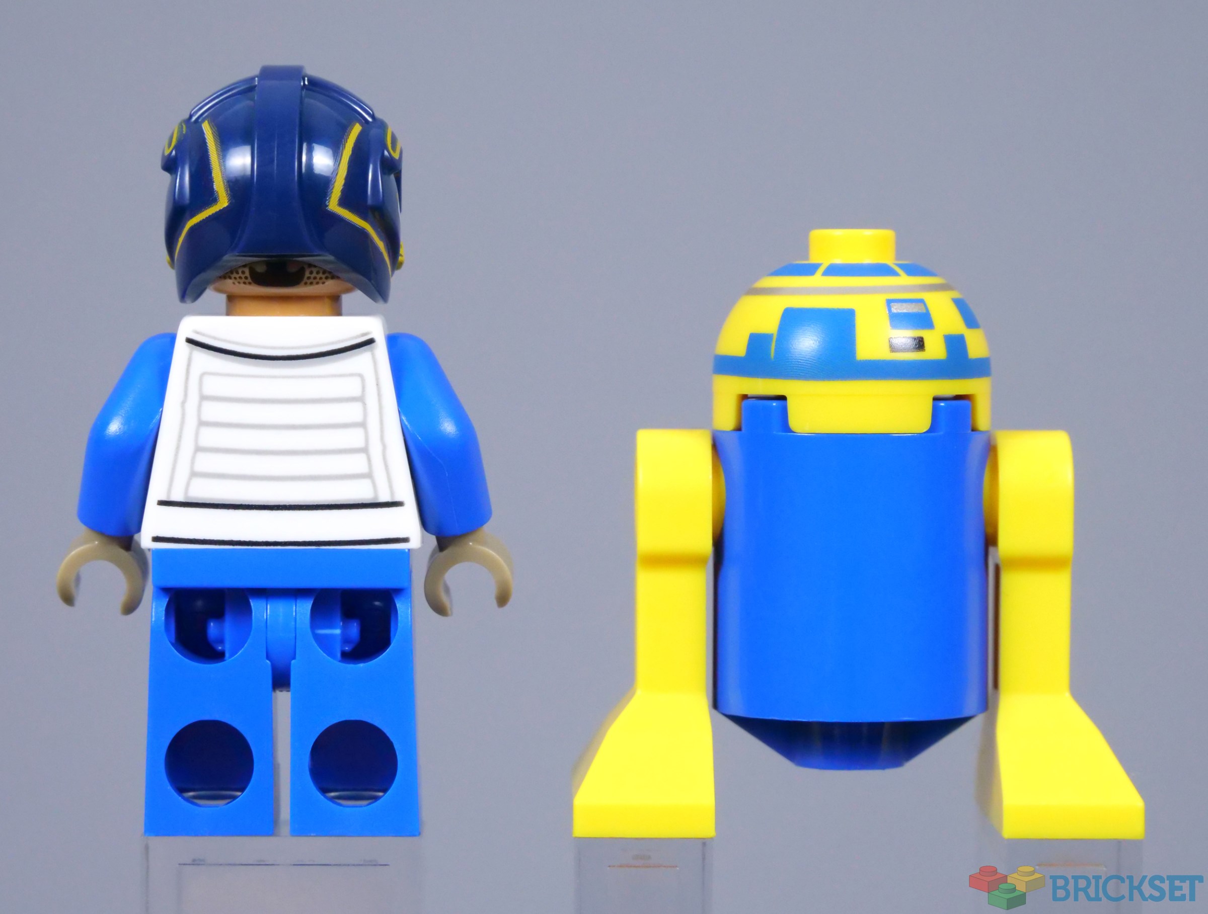月　角丸め LEGO New Republic E-Wing vs. Shin Hati's Starfighter – 75364